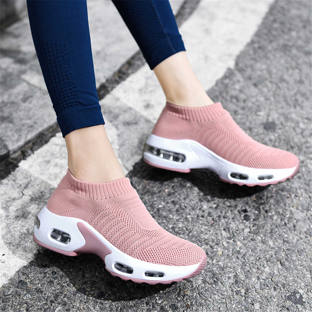 Sepatu Boots Hak Tinggi Wanita - Sewing Production ulasan dan harga