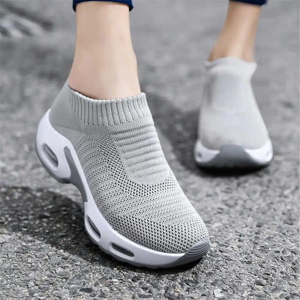 Sepatu Boots Hak Tinggi Wanita - Sewing Production ulasan dan harga
